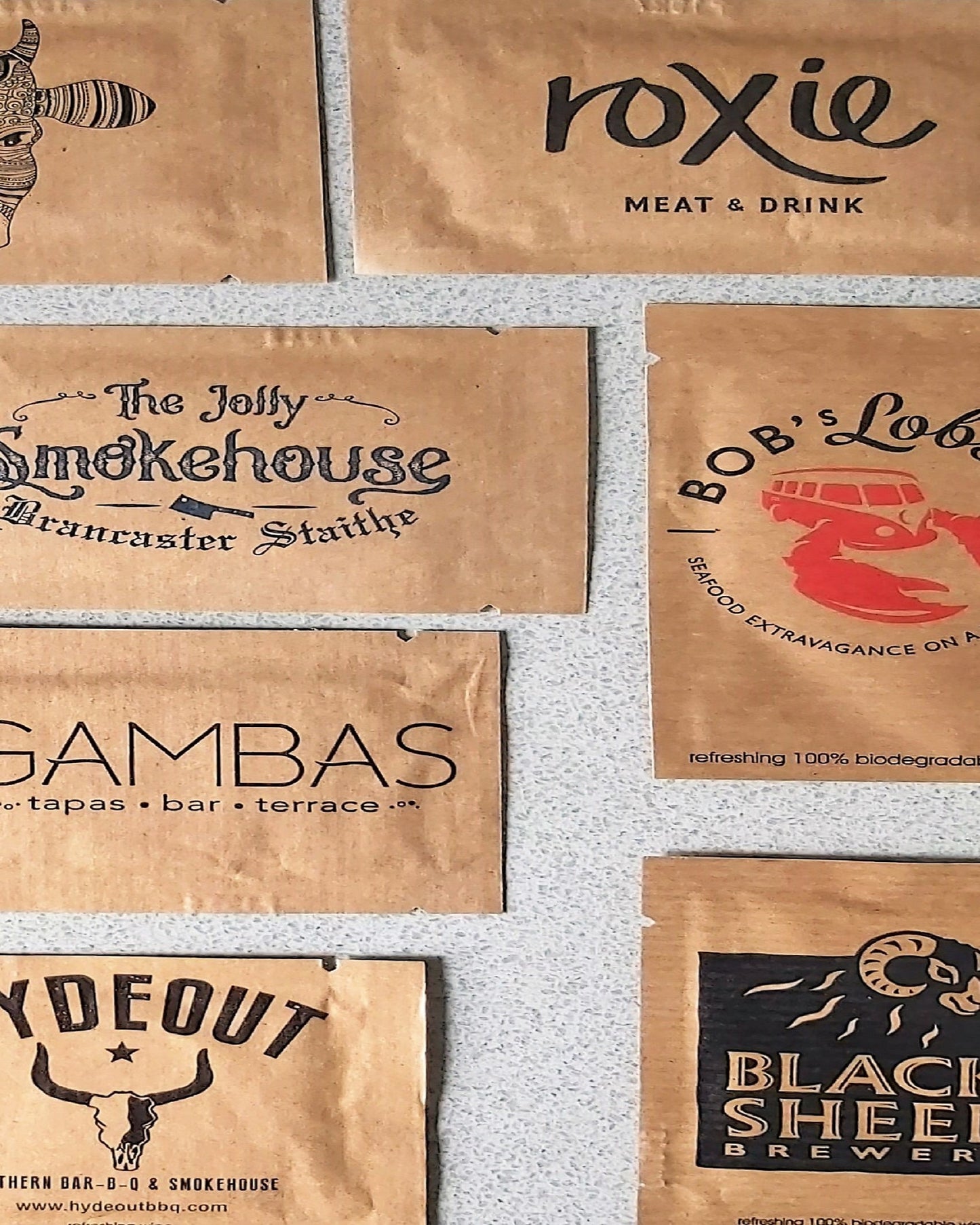 Custom Logo Kraft Wet Wipes, Promotional Kraft Wipes, Printed Freshener Towels For Restaurants, Cafes, Travel etc.